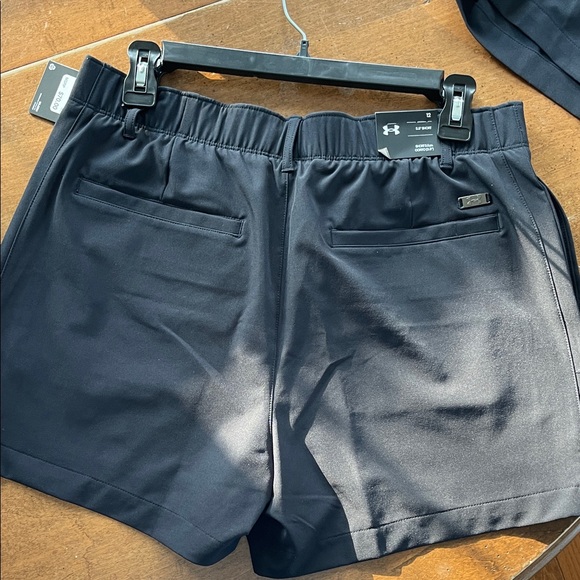 Under Armour Women's Links Shorty Shorts Black - 3.5” - Picture 9 of 9